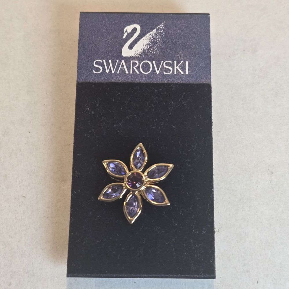 Vintage Swarovski Retired Lavender Crystal Flower Brooch Gold Tone 1510053 NEW